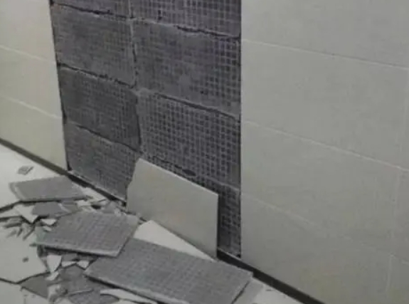 蓬江瓷砖空鼓维修公司分享下蓬江墙砖松动维修的知识